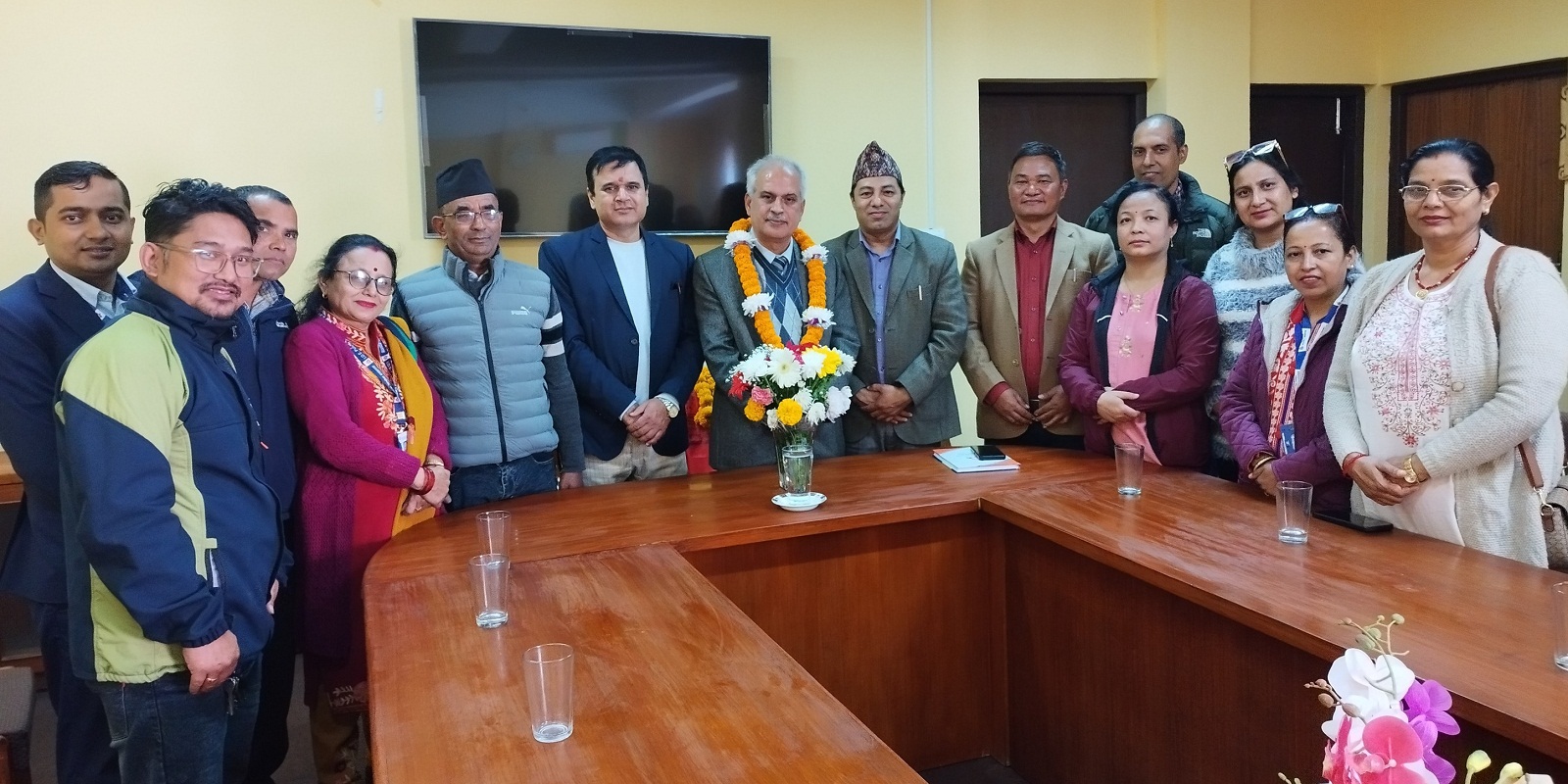 आफ्ना माग पुरा नभए दीक्षान्त समारोह गर्न नदिने त्रिविका कर्मचारीकाे चेतावनी